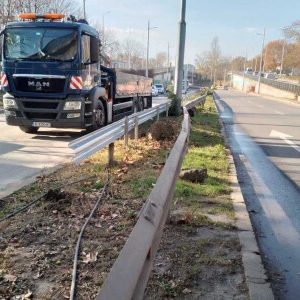 Монтират нови мантинели по пловдивски булеварди