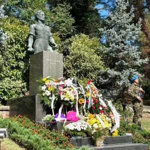 Кметът на район „Тракия“ поднесе венец по повод 188-ата годишнина от рождението на Васил Левски