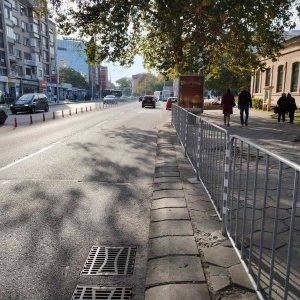 Монтираха нови преградни пана на ключови пътни артерии