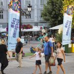 Снимка срещу обещание за рециклиране на отпадъци и „гласуване“ с празни пластмасови бутилки напомнят на посетителите на НОЩ/Пловдив да пазят чистота