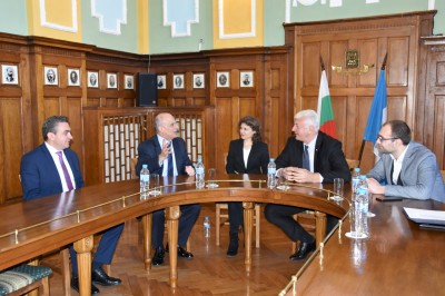 sresha s poslanika na Garcya (2)